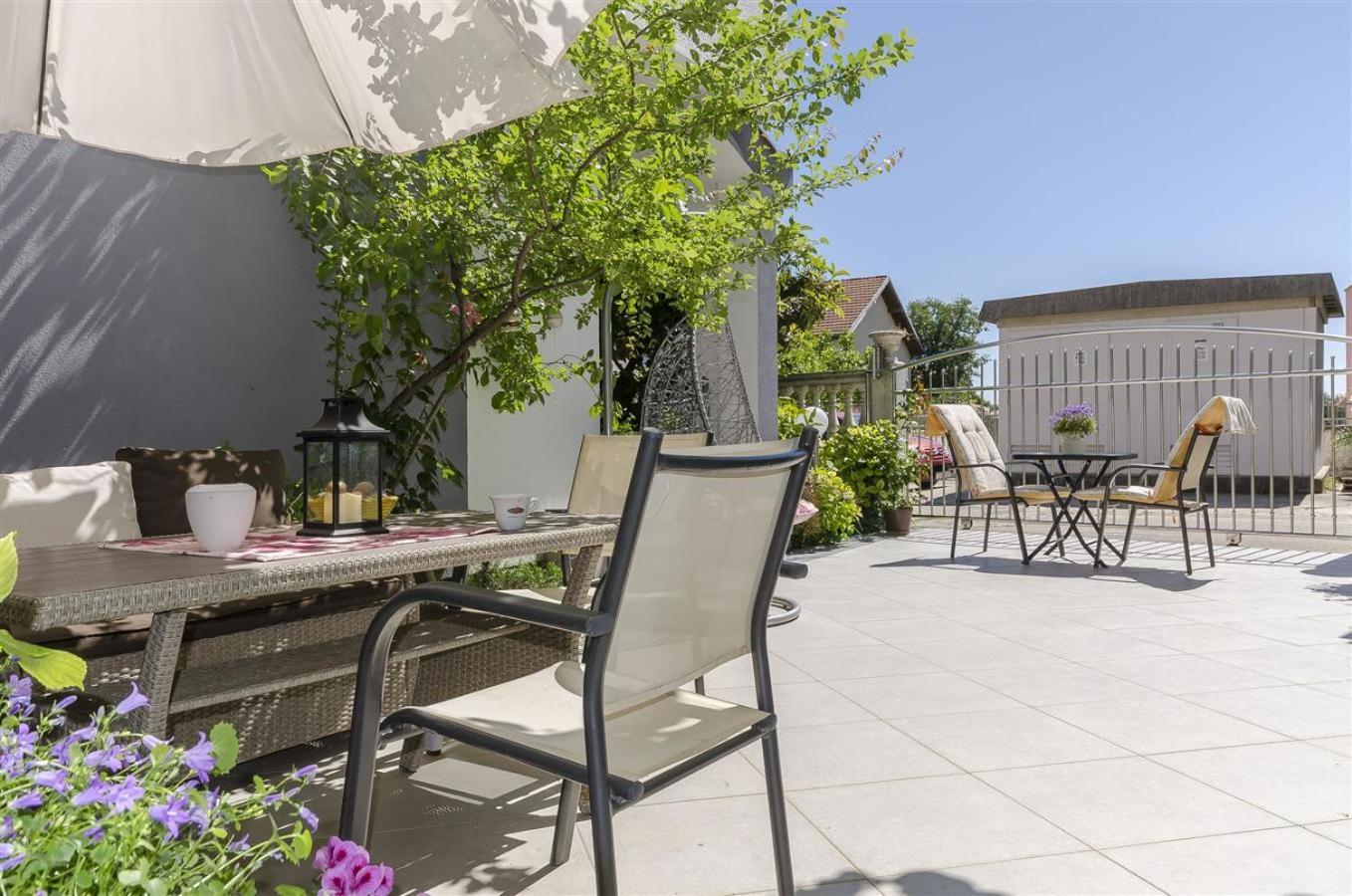 Apartments Keran - By Suites Living Vodice Exteriör bild