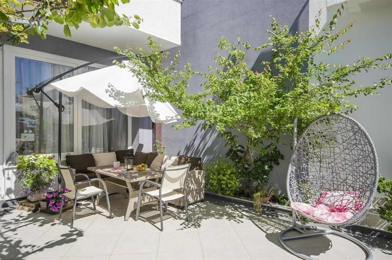 Apartments Keran - By Suites Living Vodice Exteriör bild