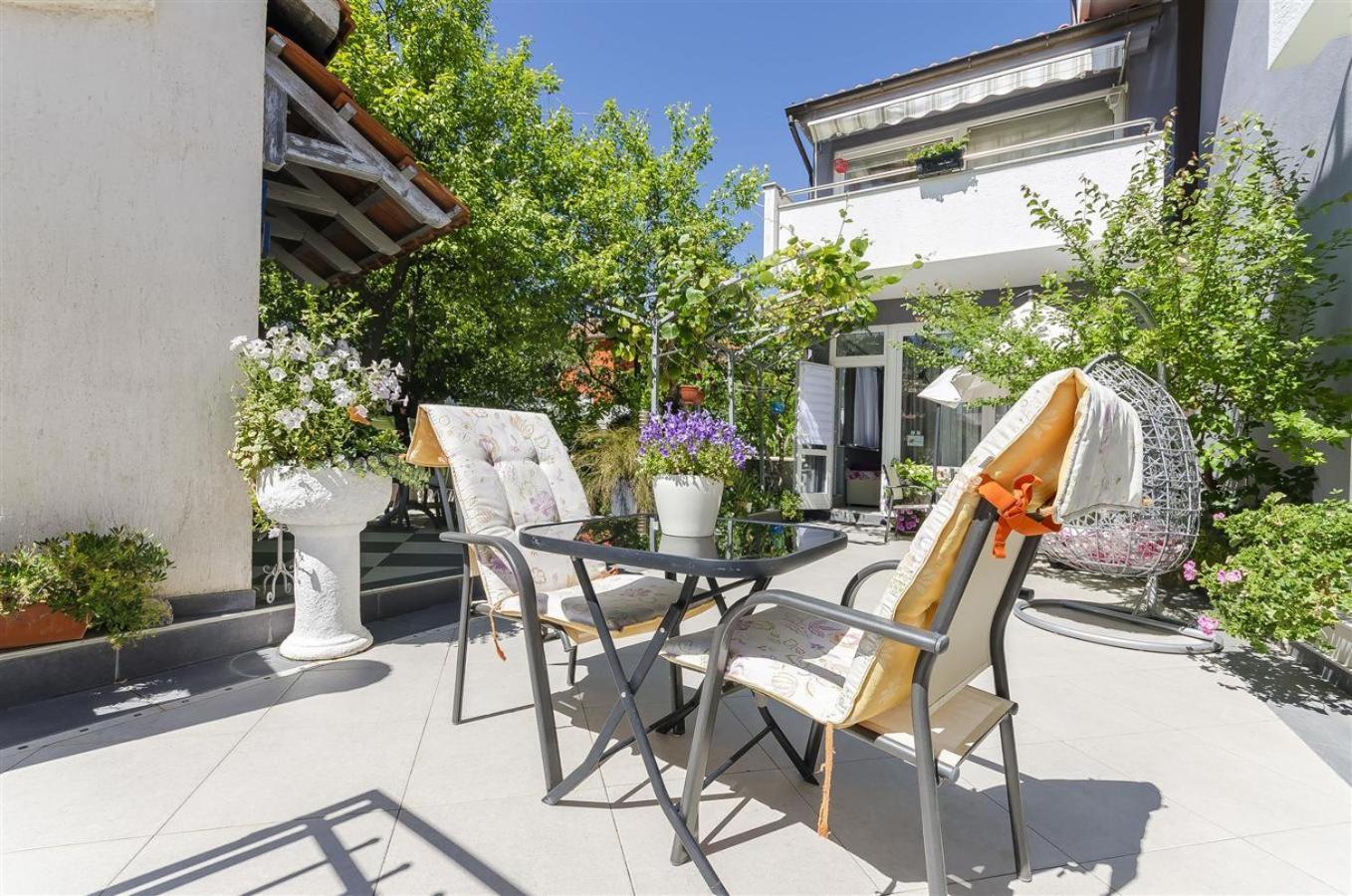 Apartments Keran - By Suites Living Vodice Exteriör bild