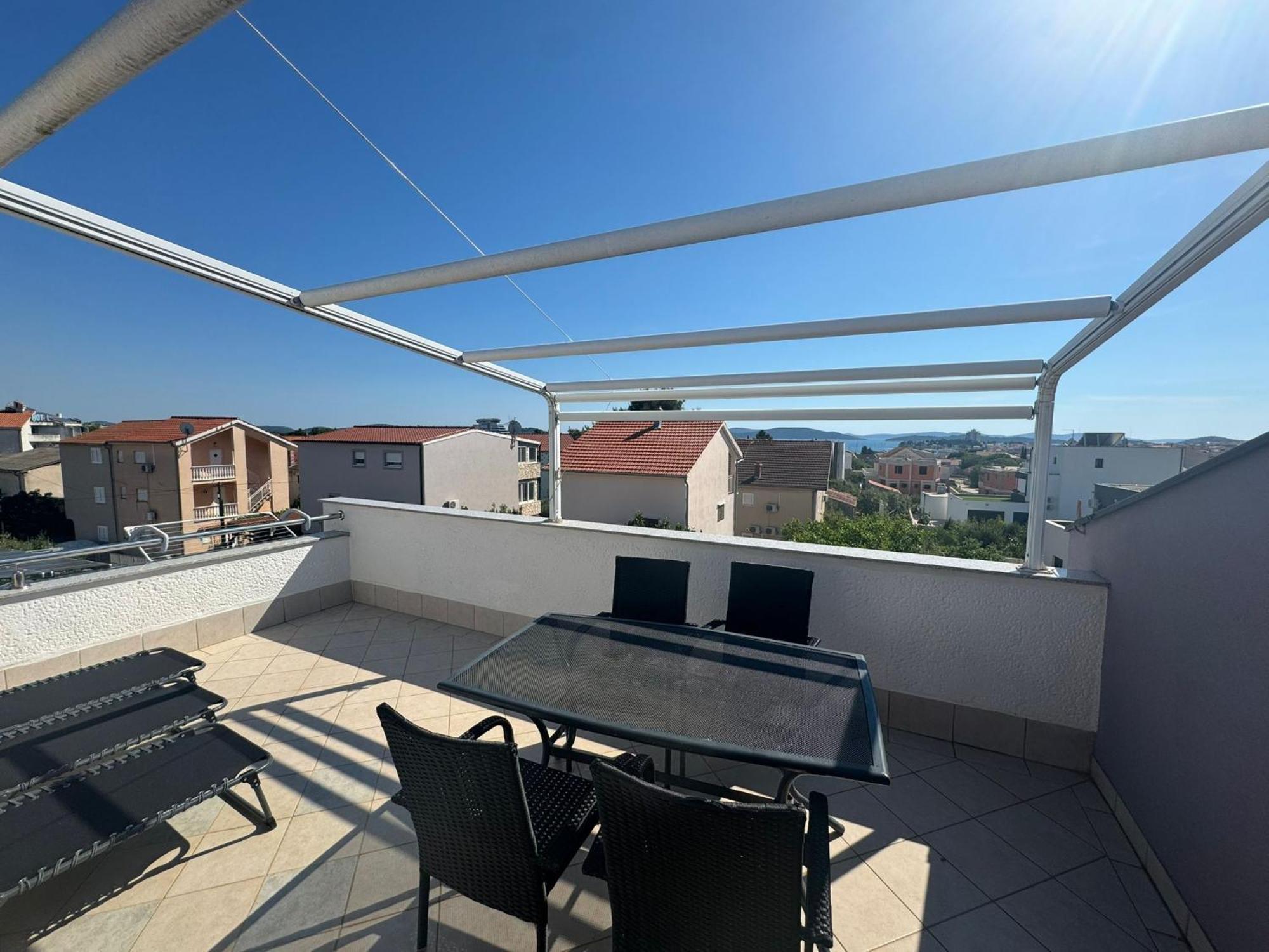Apartments Keran - By Suites Living Vodice Exteriör bild